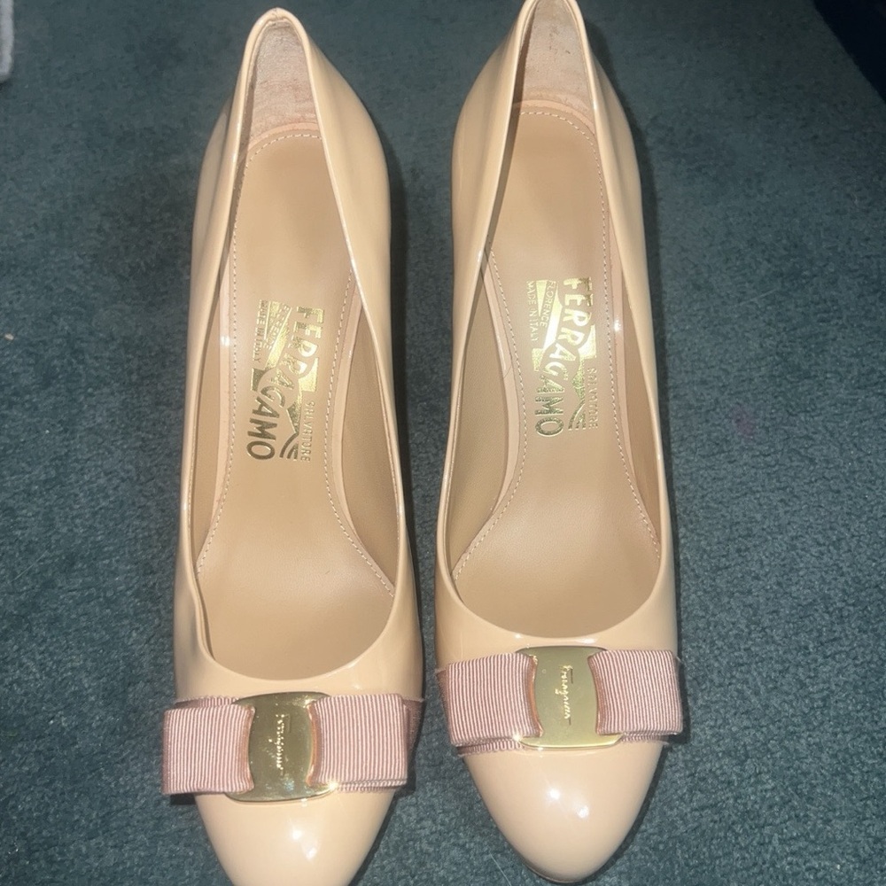 Ferragamo Nude Heels